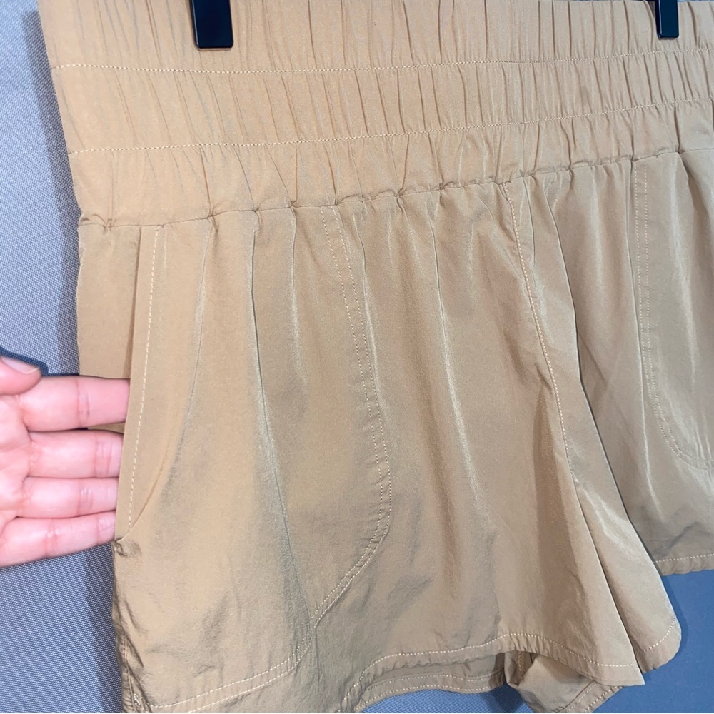 Joy Lab Women's Tan Shorts Large - Picture 5 of 7